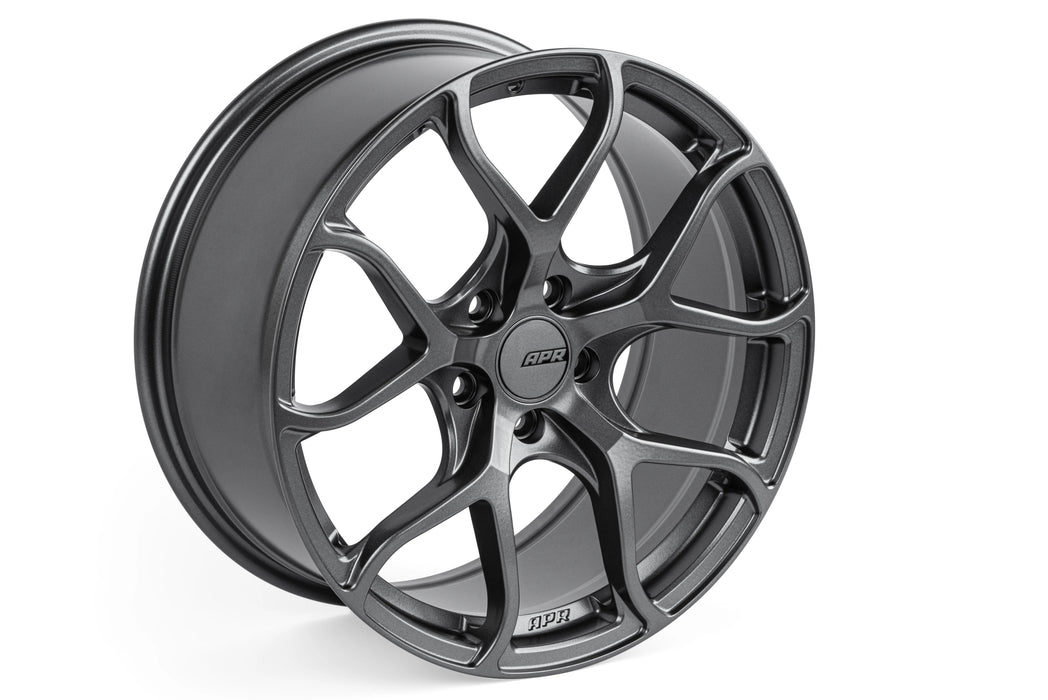 APR A01 18" Flow Formed Wheels